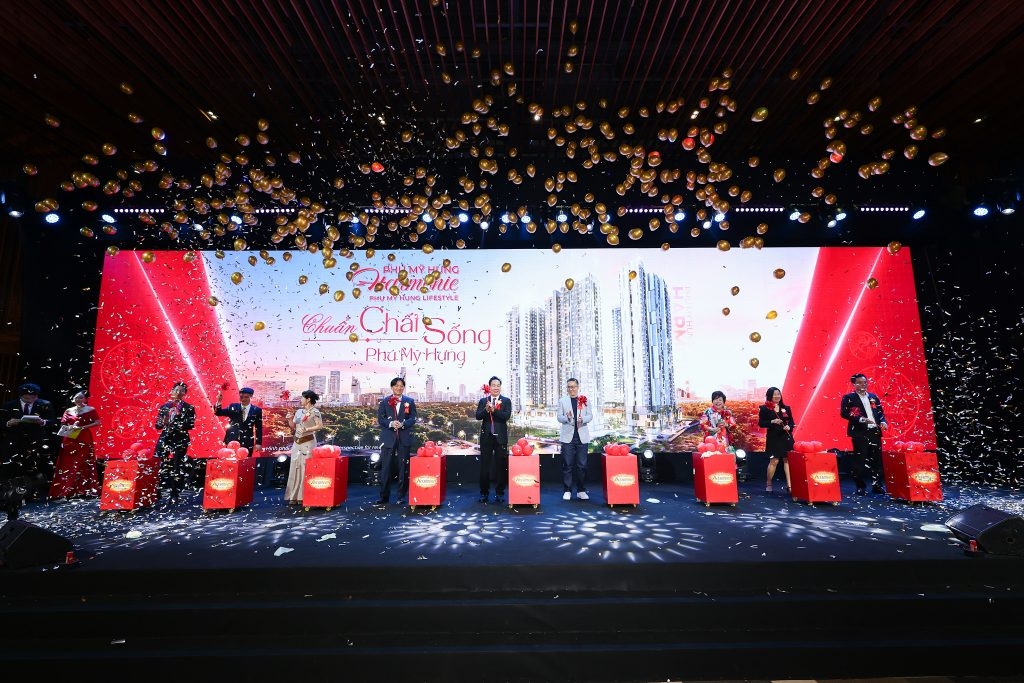 Tối 24-1, khu nhà mẫu dự án Phú Mỹ Hưng Harmonie đã được khai trương - Ảnh: PMH